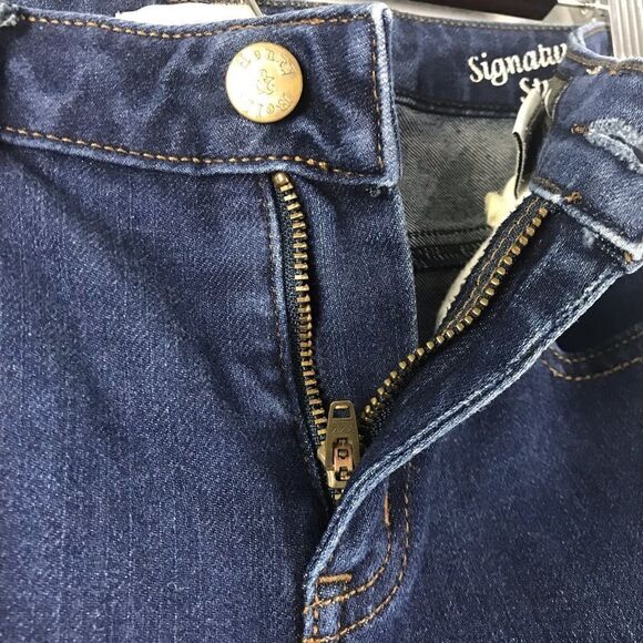 Henry and Belle Signature Straight Leg Jeans Size 26” - Picture 4 of 7